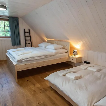 U Justina Na Břehu Apartmán *